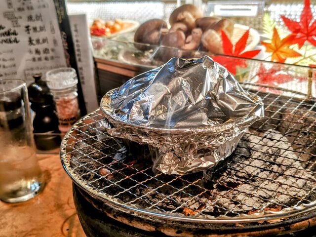 七輪焼 お魚くわえたどら猫 (しちりんやきおさかなくわえたどらねこ 七輪焼 お魚くわえたどら猫 (しちりんやきおさかなくわえたどらねこ