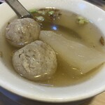 鬍鬚張魯肉飯 - 大根のスープのようなもの