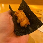 鮨 しゅん輔 - バフンウニの手巻き