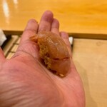 鮨 しゅん輔 - 金目鯛の藁炙りです