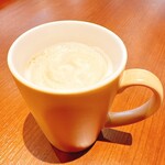 ロイヤルホスト - ホットカフェラテ