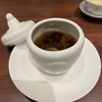 カントニーズ 燕 - 