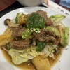 中国料理 峨嵋山 - 料理写真:具沢山で黒胡椒が効いてます
