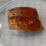 はま寿司 - 焼きとろサーモンレアステーキ