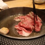 すき焼き十二天 - 本日のA5黒毛和牛(山形牛の霜降りサーロイン)