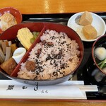 つる瀬 - 赤飯弁当