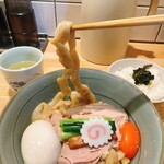 だしと麺 遊泳 - 