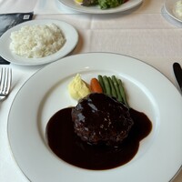 西洋料理 三笠會館GINZA 1925 三越銀座店 - メインハンバーグ