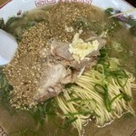 江ちゃんラーメン - ニンニク1個クラッシュ♫
