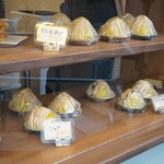 日日うどん - おにぎりは【シャケ・ツナマヨ・だし】の3種類