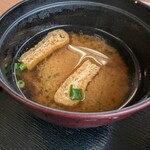 地魚料理 恵比須 - 味噌汁