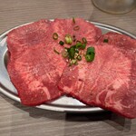焼肉肉将軍 まる福 - 