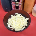ラーメン二郎 - チーズ100円
