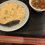 蓬莱 サンモール店 - チャーハン小