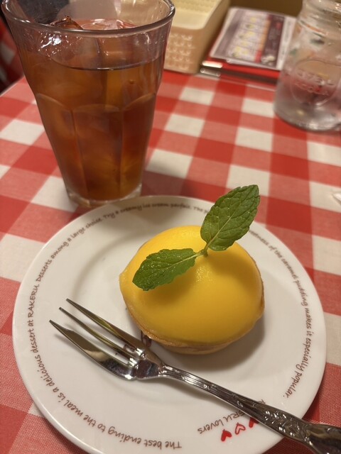 RAKERU Shinjuku Nishiguchi Ten photo 2