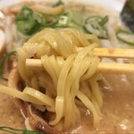 餃子の王将 - 中太平麺