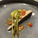 CIRPAS - スズキ　グルノーブル　アスパラソバージュ　マイクロトマト
                                アーティチョークピューレ、焦がしバターソース、河内晩柑のソース