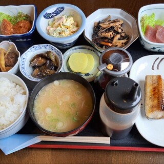 口コミ一覧 : とんとん - 竹浦/食堂 [食べログ]