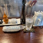 とんかつパリ - 卓上調味料（2025年5月25日撮影）