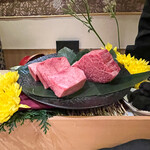 お肉屋 けいすけ 三男坊 - 一番人気の『心（しん）コース』特別割¥18000→¥15000（6月末まで）タン元の厚切り