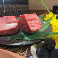 お肉屋 けいすけ 三男坊 - 一番人気の『心（しん）コース』特別割¥18000→¥15000（6月末まで）タン元の厚切り