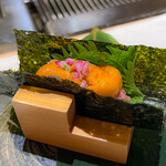 お肉屋 けいすけ 三男坊 - 高森和牛タルタル 雲丹のお寿司