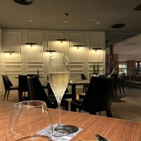  「メトロポリタングリル」 ヒルトン東京 - ＜乾杯ドリンク＞
                スパークリング
