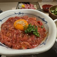 牛刺しと焼肉 仔虎 クリスロード店 - 