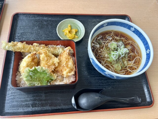 そば源 三番舘店 - 旭川四条（そば）の写真