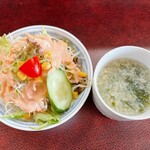 カレーとナンの専門店 ルンビニ - セットサラダ､スープ