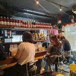 堀内チキンライス - 店内　　カウンター席