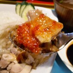 堀内チキンライス - 唐辛子のタレで！