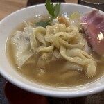 手打ち正麺 Hachimitsu - 