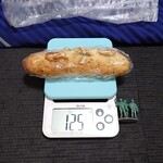 comemeぱん - パリパリウインナーパン（125g）441円