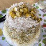 雪みるく - ガーリックバターで炒めたコーンが、香ばしい