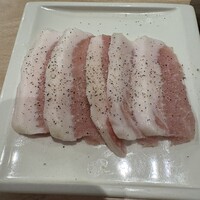 豚焼肉 グルマンズ - 豚トロ