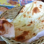 カリーゾーン - ナン