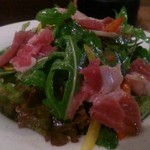 ワイン食堂 イナセヤ キッチン - 生ハムサラダ