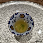 日本料理 とくを - 鱧出汁のスープ