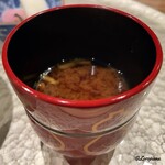 日本料理 とくを - 滑子茸の赤だし