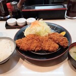 まるやま食堂 - 盛合せ定食