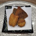 日本料理 とくを - 鱧と原木椎茸とズッキーニのフライ