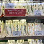 K'sキッチン - ショーケース内の品々