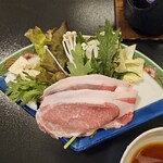 そば庵しづか亭 - 鍋の具材（田舎会席）