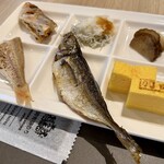 フライヤーズテーブル - 和食　焼魚、卵焼き