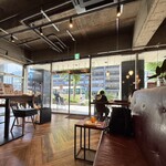 センター - 内観 ①