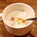 PEPE ROSSO - お通し（カブのポタージュ）