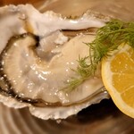 PEPE ROSSO - 岩手県赤崎産 真牡蠣 Lサイズ (850円)