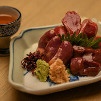 コーチン鶏肝刺身盛り