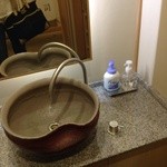 お手洗いの手洗い場所。